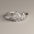 Anillo de Compromiso Ivanna en Oro Blanco 18K | Diamante de Laboratorio 3.42 ct