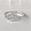 Anillo con Diamantes Naomi - Oro Blanco 18K