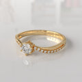 Anillo de Compromiso con Diamantes Noah - Oro Amarillo 18K